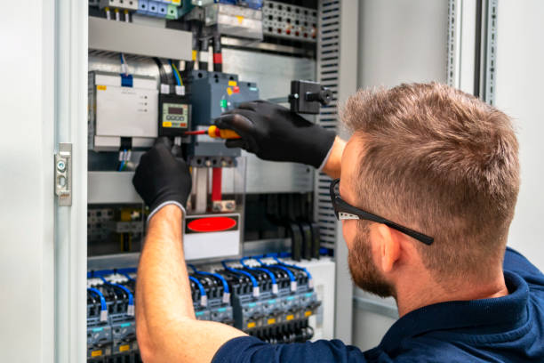 Professional Electrician in Runge, TX